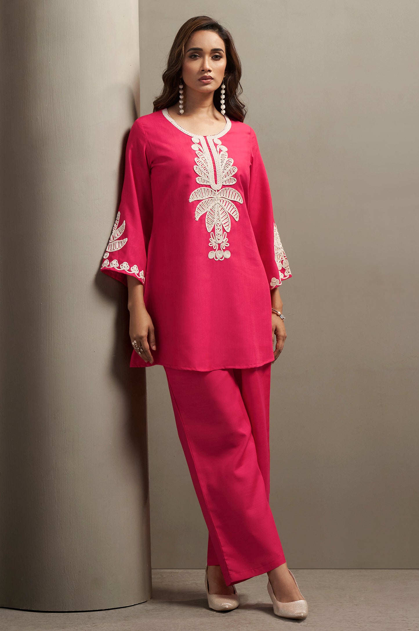 Women's Pink Cotton Blend Floral Embroidered Co-ord Set with Straight Top & Solid Pants