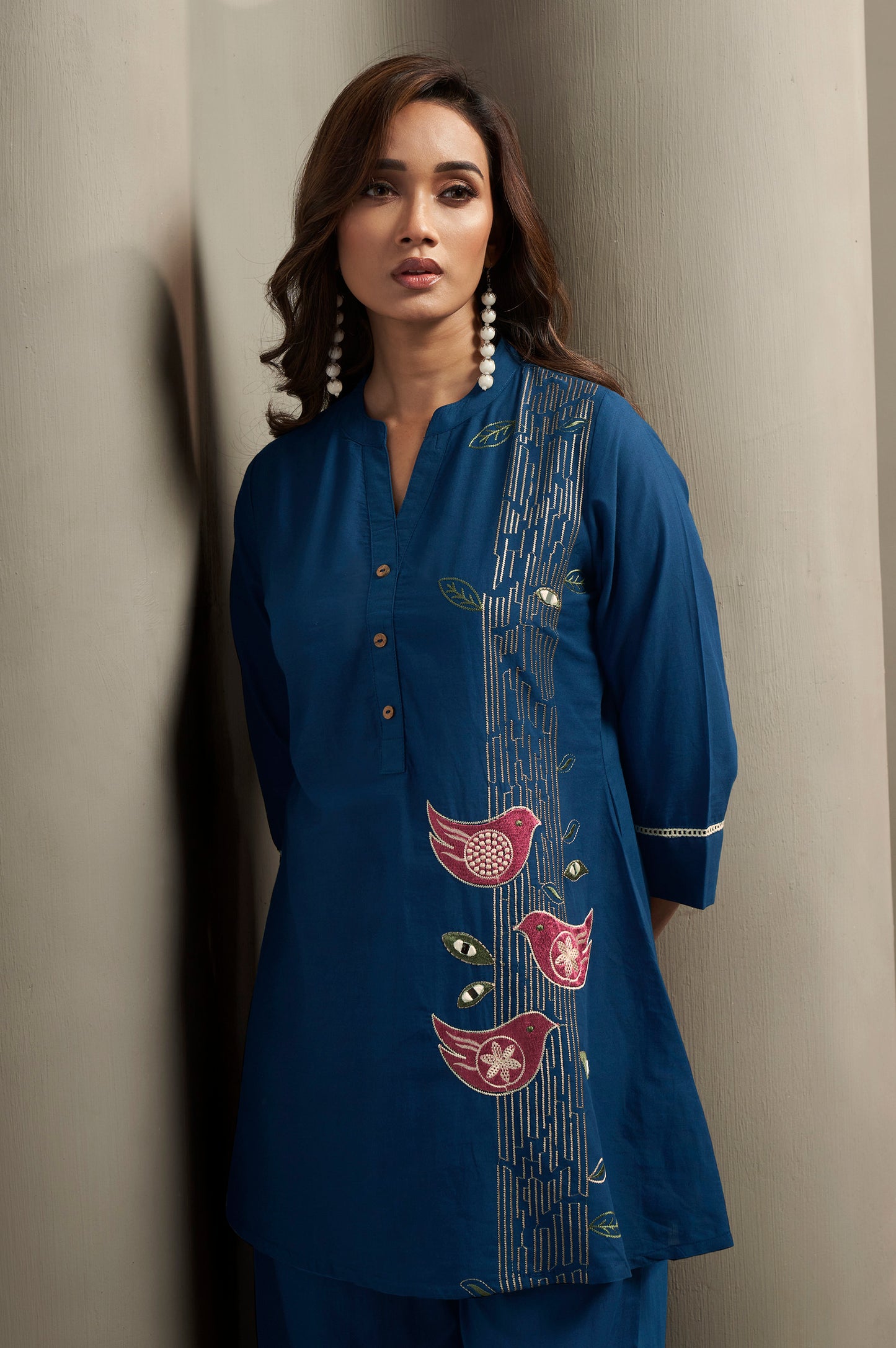 Women's Pure Cotton Bird Embroidered Straight Kurta with Solid Pure Cotton Pants Co-Ord Set