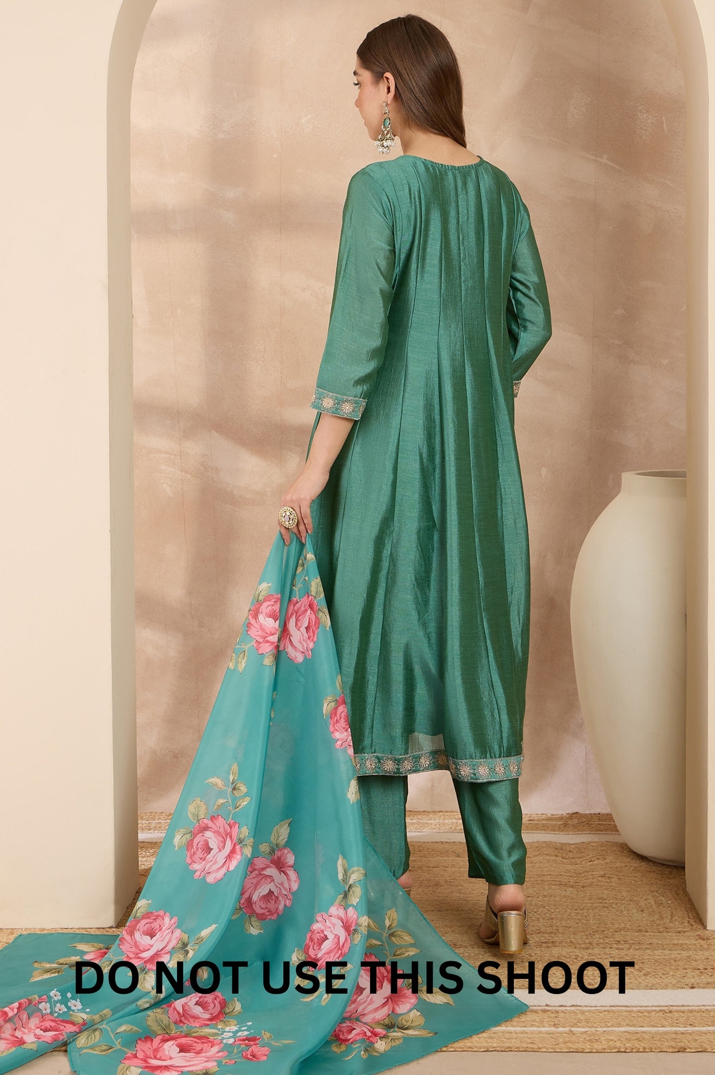 Women Green Vichitra Silk Embroidered Kurta Trousers & Dupatta Set