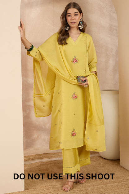 Women Yellow Mul Chanderi Embroidered Thread Work Kurta Pant Dupatta Set