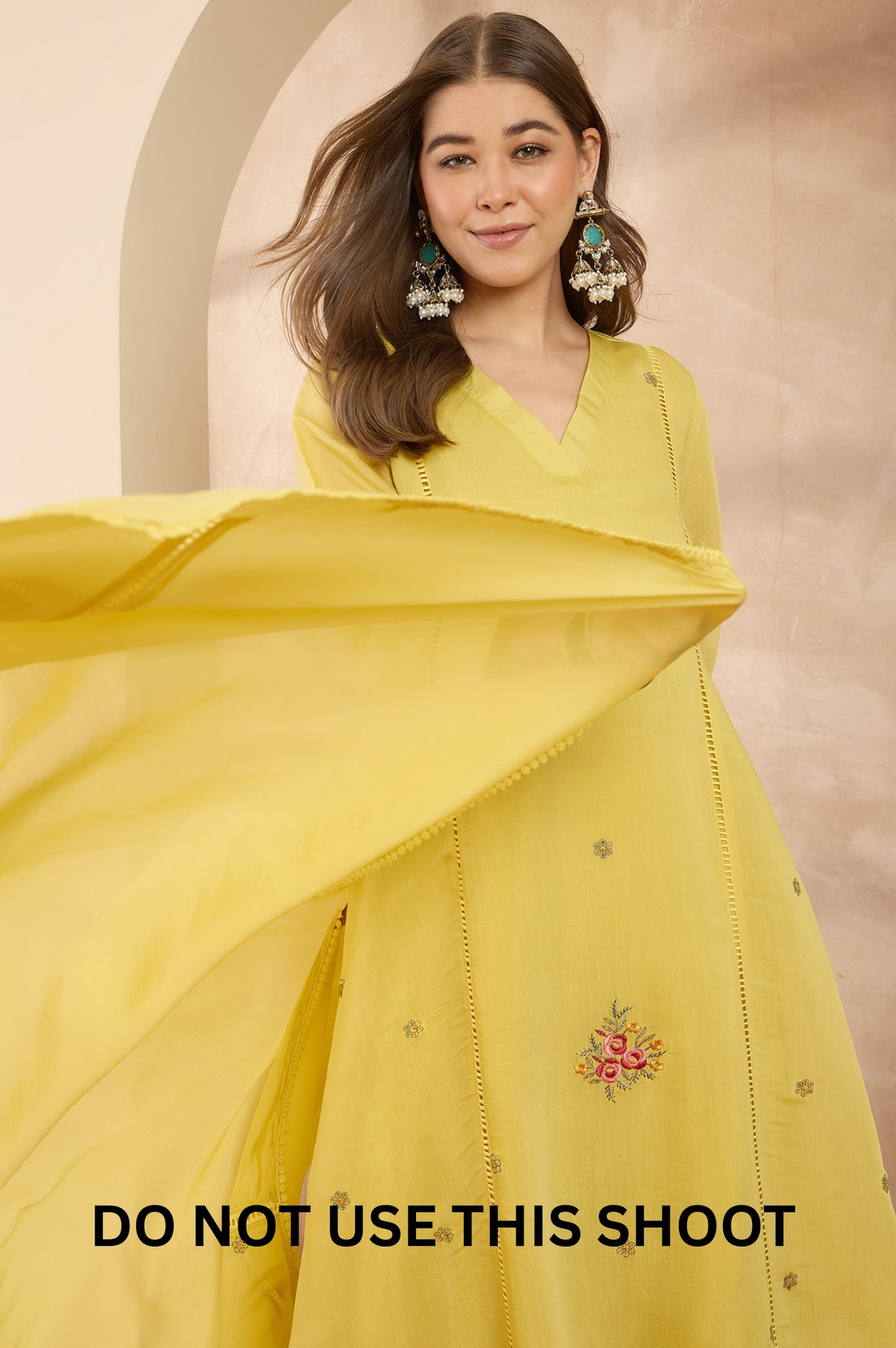 Women Yellow Mul Chanderi Embroidered Thread Work Kurta Pant Dupatta Set