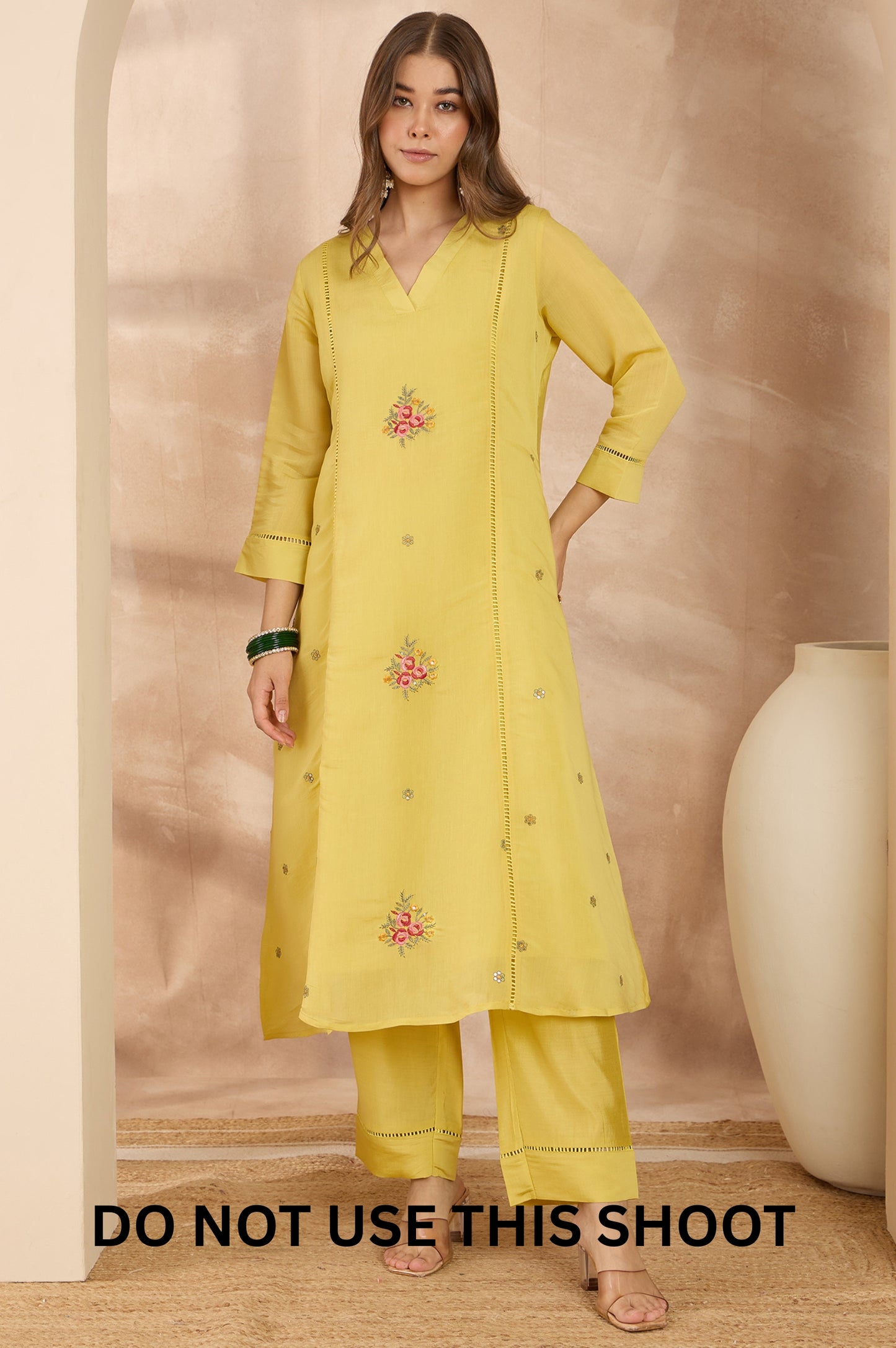 Women Yellow Mul Chanderi Embroidered Thread Work Kurta Pant Dupatta Set