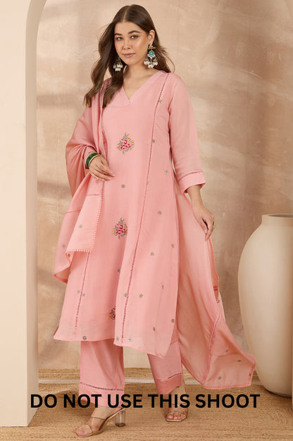 Women Pink Mul Chanderi Embroidered Thread Work Kurta Pant Dupatta