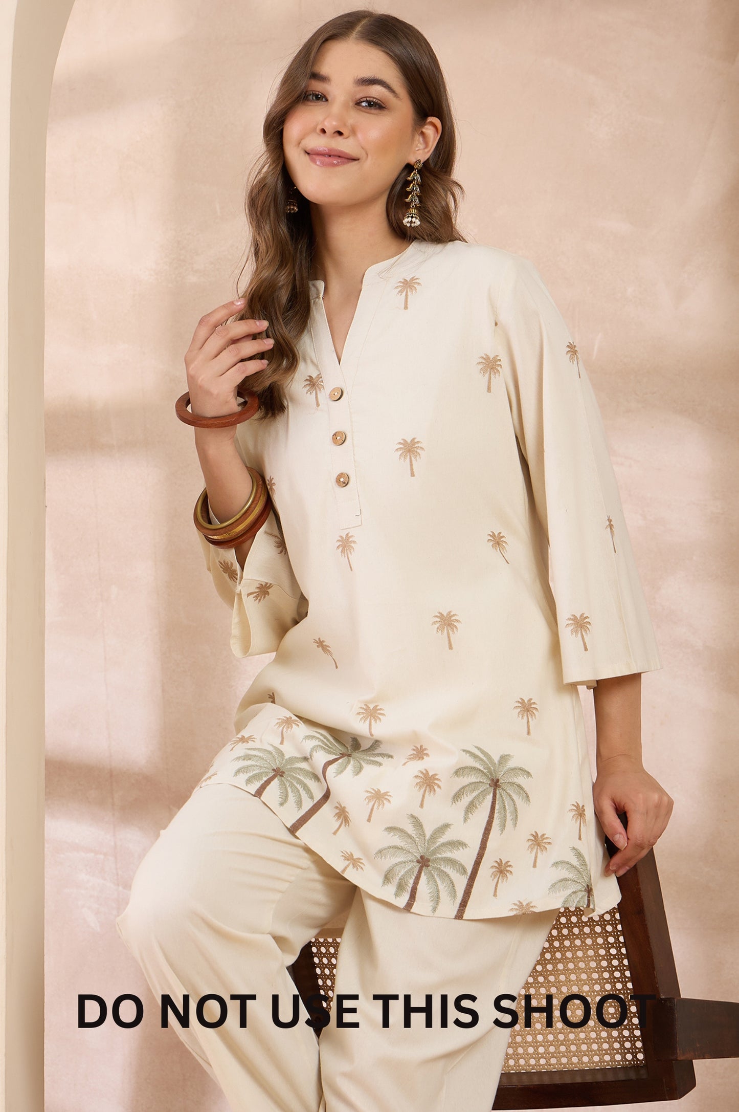 Women Off White Cotton Blend Embroidered Tunic Co-ord Set