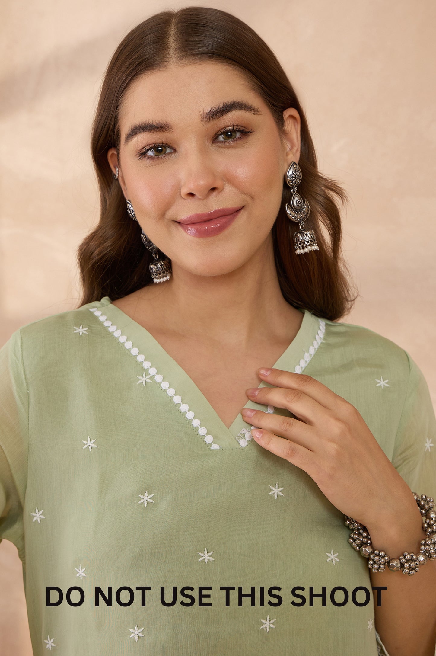 Women Pista Green Mul Chanderi Schiffly Work Tunic Pant Co-ord Set
