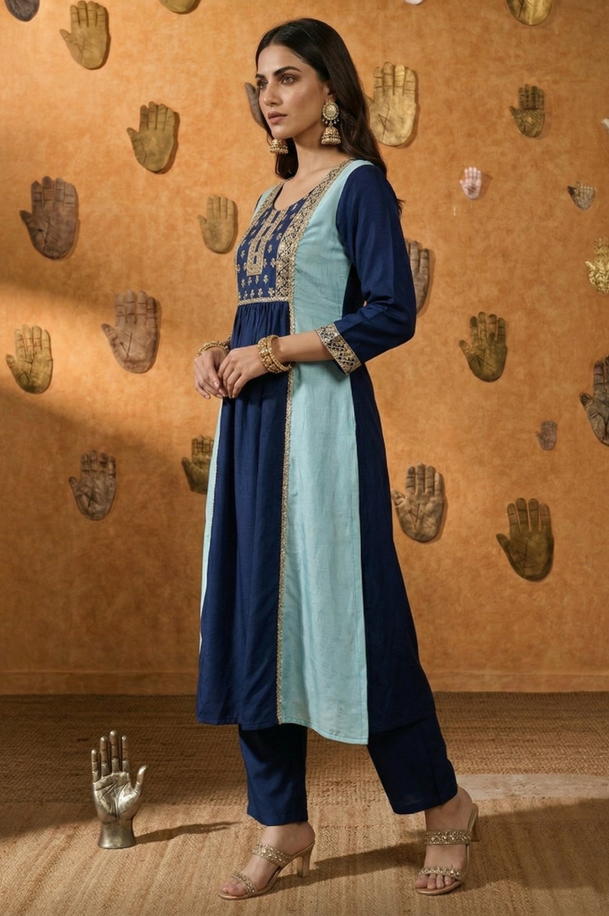 Dresoul Chinnon Embroidered Kurta Set