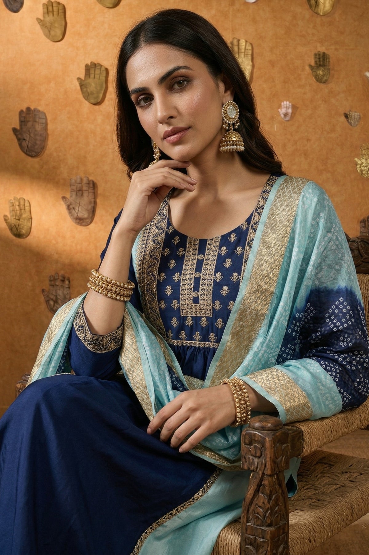 Dresoul Chinnon Embroidered Kurta Set