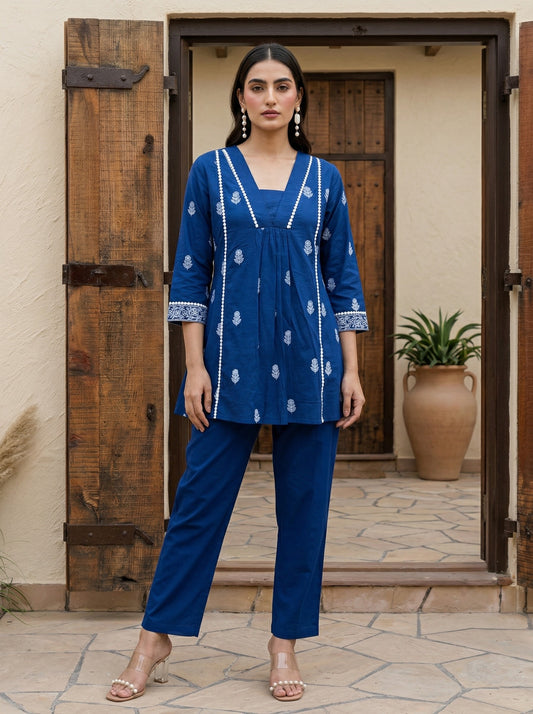 Dresoul Pure Cotton Embroidered Co-Ord Set