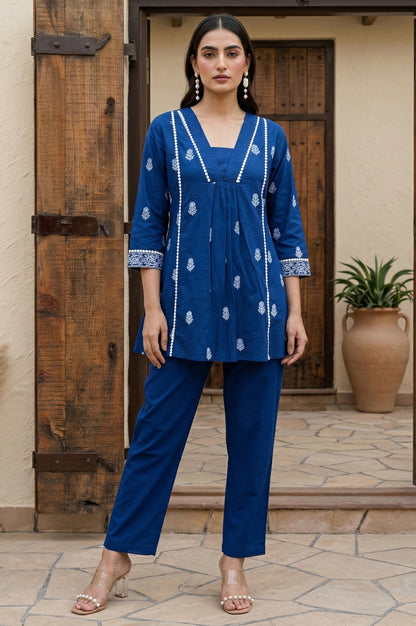 Dresoul Pure Cotton Embroidered Co-Ord Set