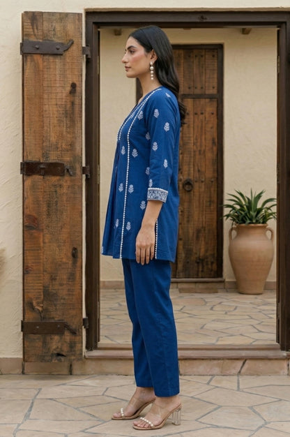 Dresoul Pure Cotton Embroidered Co-Ord Set