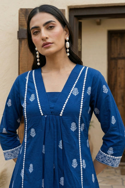 Dresoul Pure Cotton Embroidered Co-Ord Set